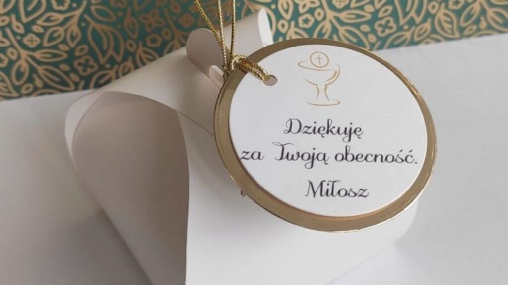 Ile kosztują podziękowania dla gości na komunii?