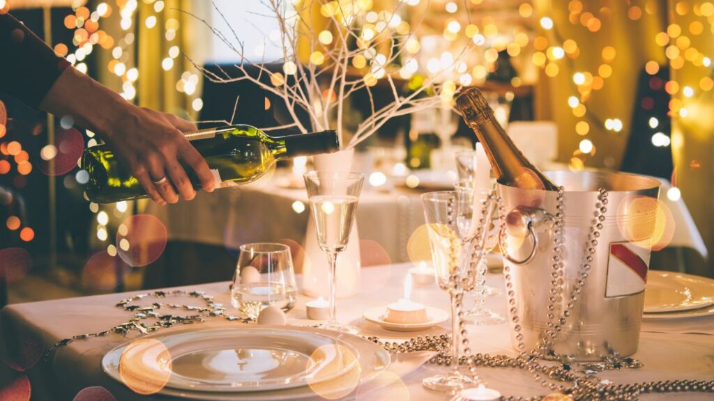 Sprawdź jak łatwo zarezerwować wolny termin na Twoją uroczystość!